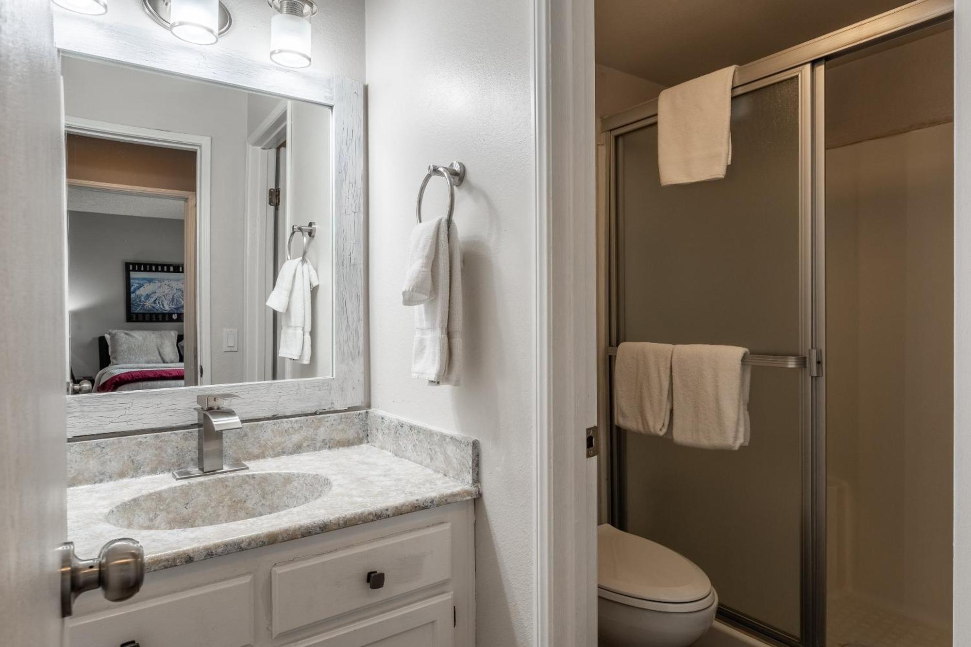 Ferienhaus Crestview Bldg A #49 - Spacious 2 Bedroom, 2 Bathroom, Sleeps 7 - Close To Canyon And Village *