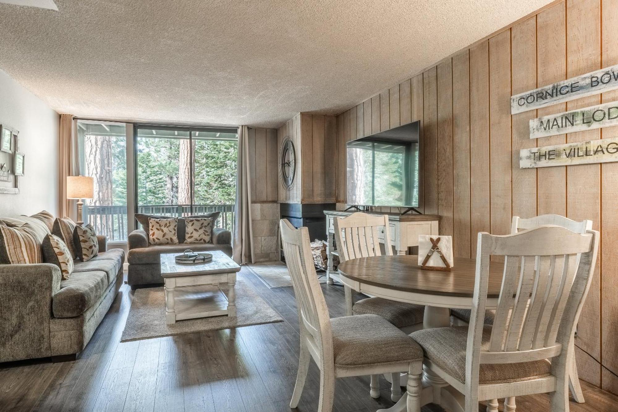 Crestview Bldg A #49 - Spacious 2 Bedroom, 2 Bathroom, Sleeps 7 - Close To Canyon And Village Mammoth Lakes